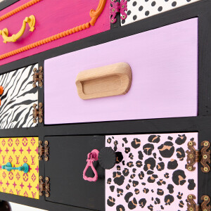 El Boyaması Dört Katlı Masif Konsol - 8