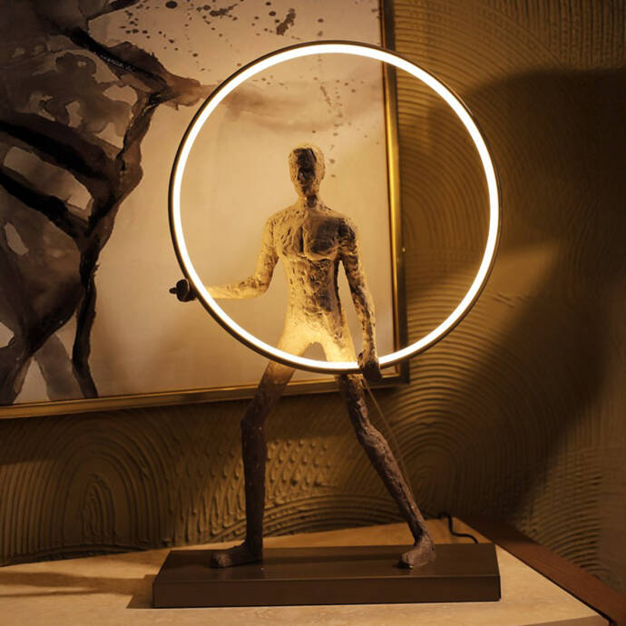 Lucca Vizon Dokulu Heykel Aydınlatma - 2